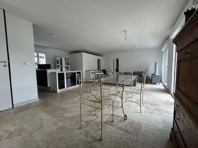 Maison - 102 m² - 3 pièces