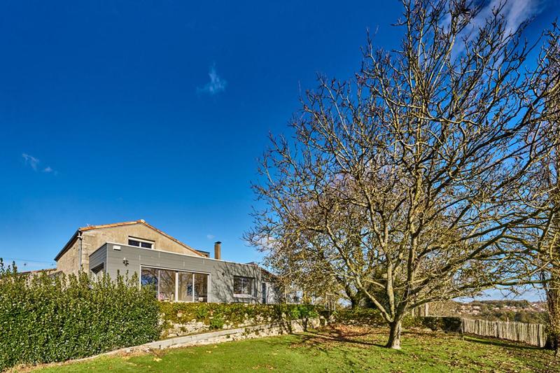 Maison - 189 m² - 6 pièces