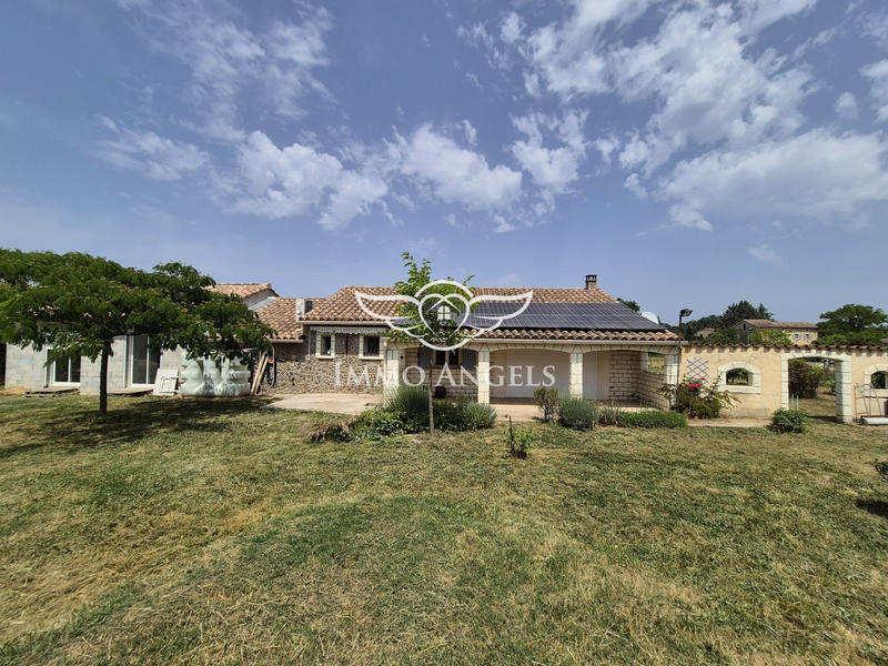 Villa - 160 m² - 7 pièces