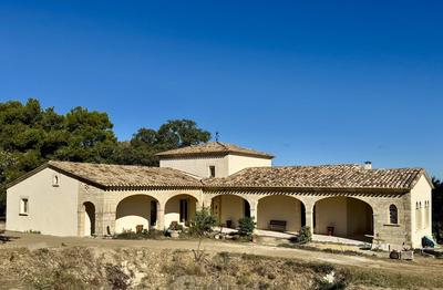 Maison - 260 m² - 5 pièces