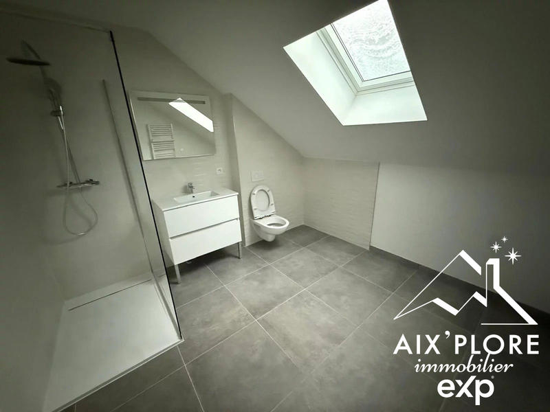 Maison - 98 m² - 4 pièces