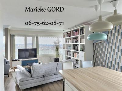 Appartement - 97 m² - 4 pièces