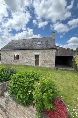 Maison en pierre - 61 m² - 2 pièces