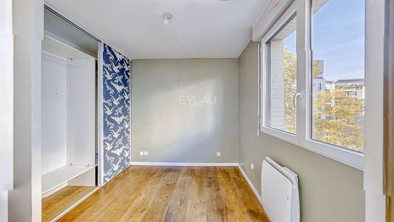 Appartement - 102 m² - 5 pièces