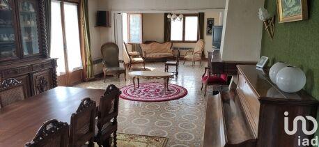 Maison - 184 m² - 8 pièces