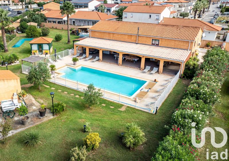 Maison - 260 m² - 5 pièces