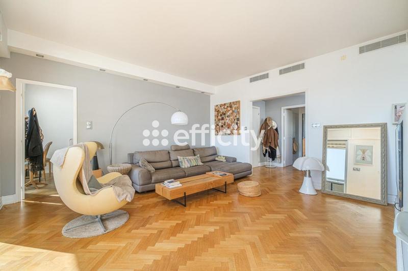 Appartement - 91 m² - 4 pièces