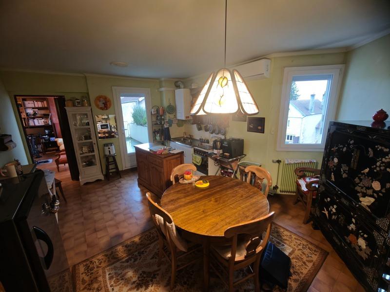 Appartement - 80 m² - 3 pièces