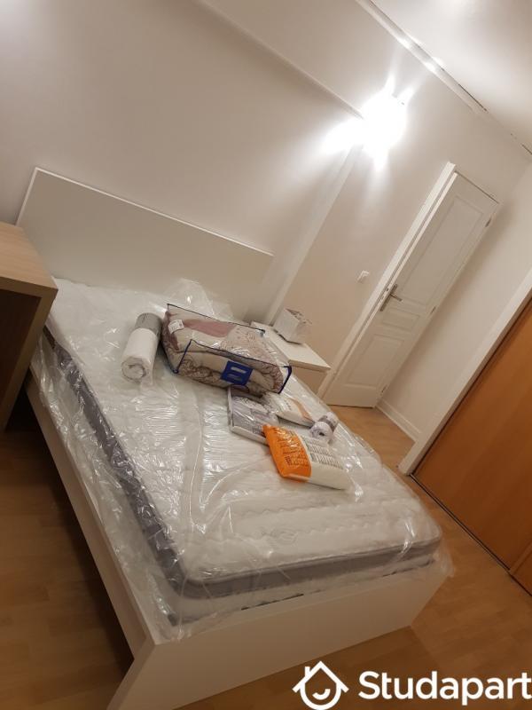 Chambre - 10 m² - 1 pièce