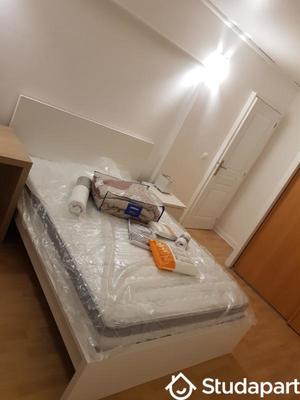 Chambre - 10 m² - 1 pièce