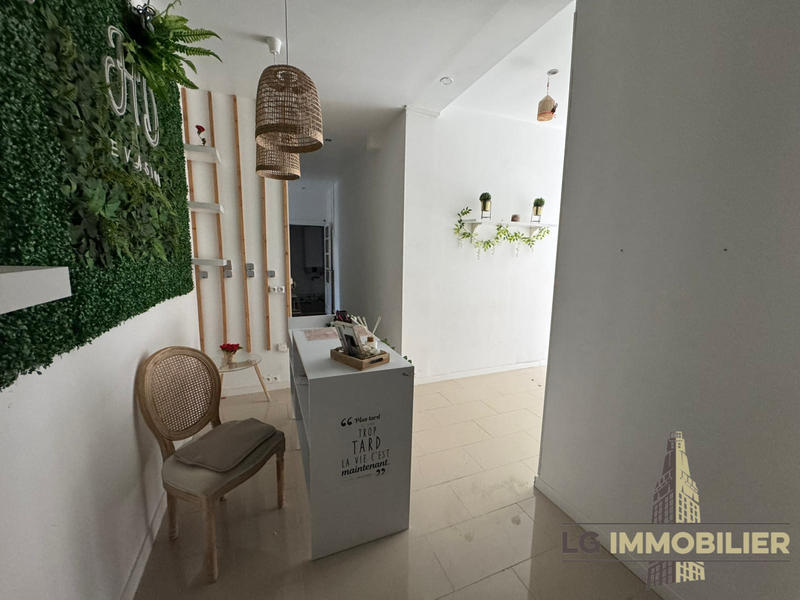 Local commercial - 65 m² - 5 pièces