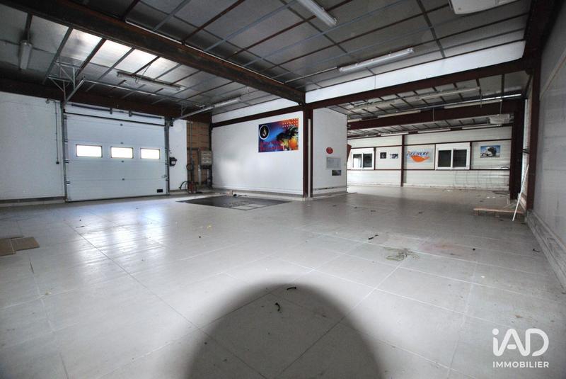 Local commercial - 3 377 m²