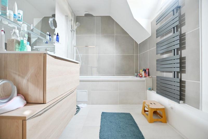 Maison - 104 m² - 3 pièces