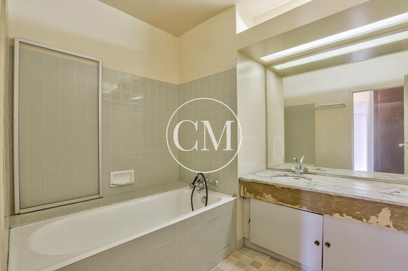 Appartement - 80 m² - 3 pièces