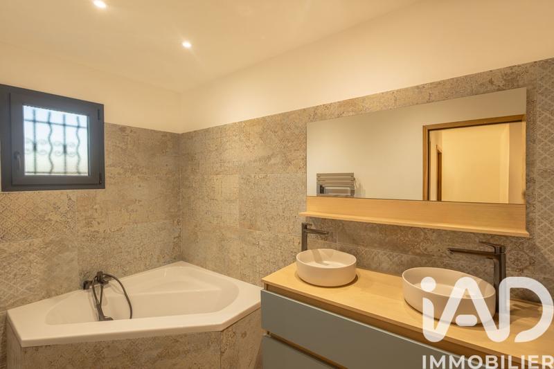 Maison de village - 142 m² - 4 pièces