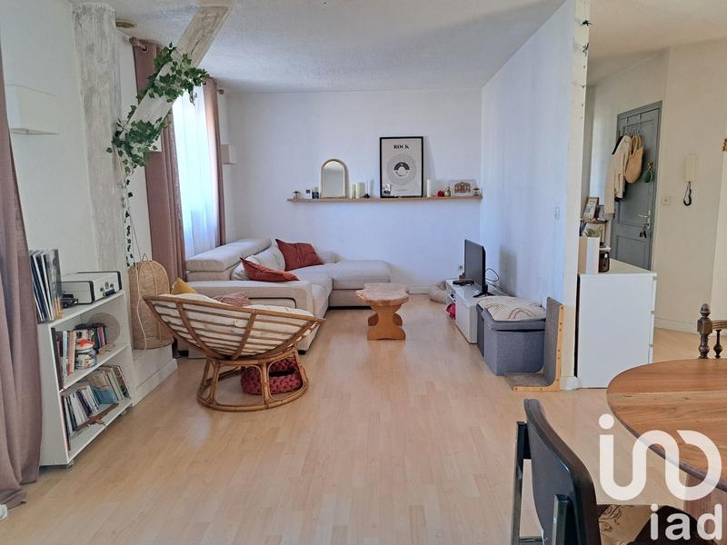Appartement - 80 m² - 3 pièces