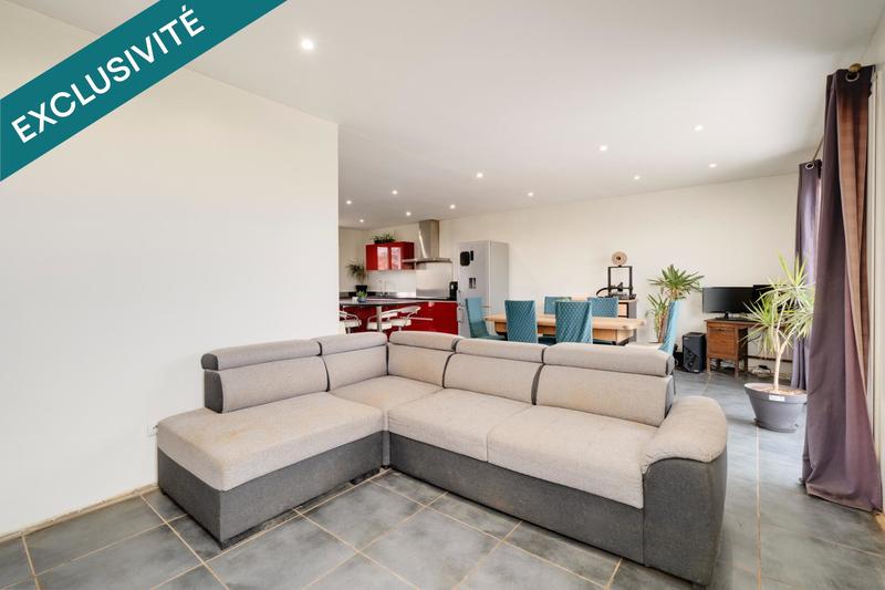 Maison - 95 m² - 5 pièces