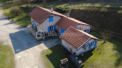 Maison de campagne - 727 m² - 5 pièces