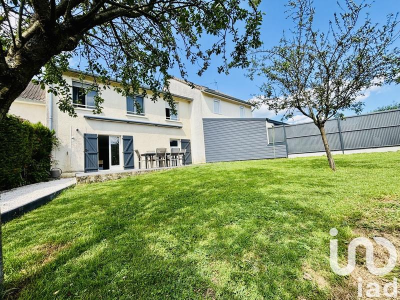 Maison - 121 m² - 5 pièces