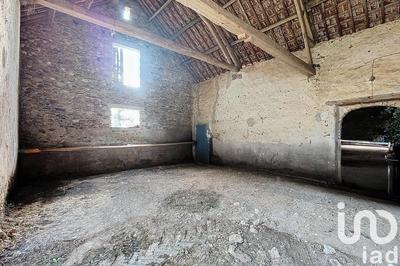 Maison - 150 m² - 1 pièce