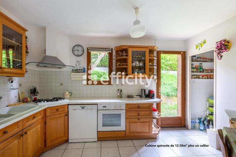 Maison - 120 m² - 6 pièces