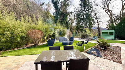 Maison - 169 m² - 8 pièces