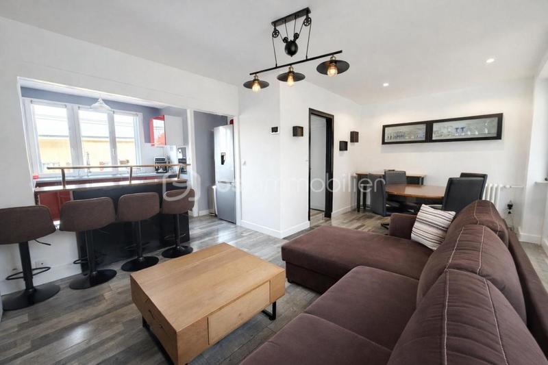 Maison de ville - 77 m² - 4 pièces