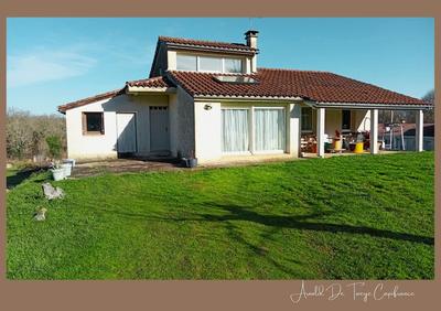 Maison - 115 m² - 5 pièces