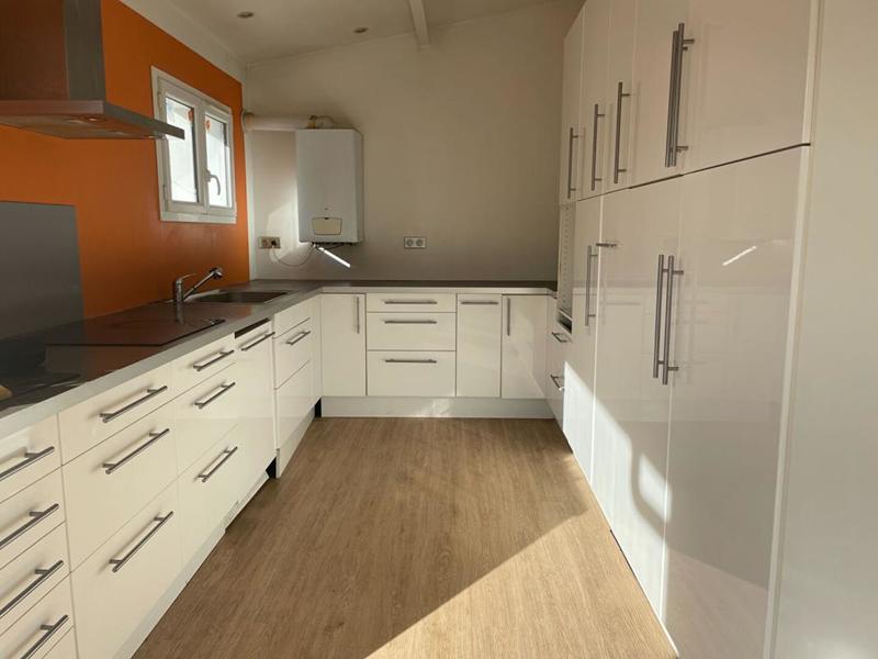 Maison - 104 m² - 4 pièces