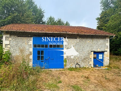 Maison - 208 m² - 3 pièces