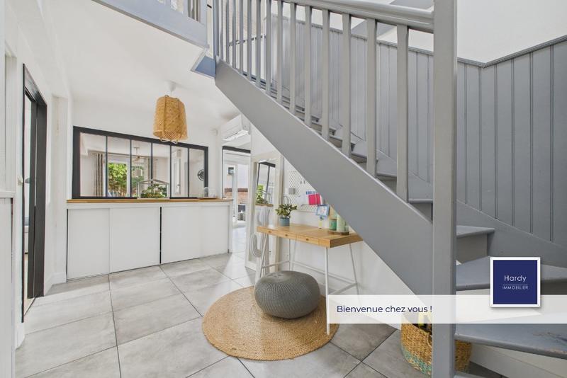 Maison - 144 m² - 6 pièces