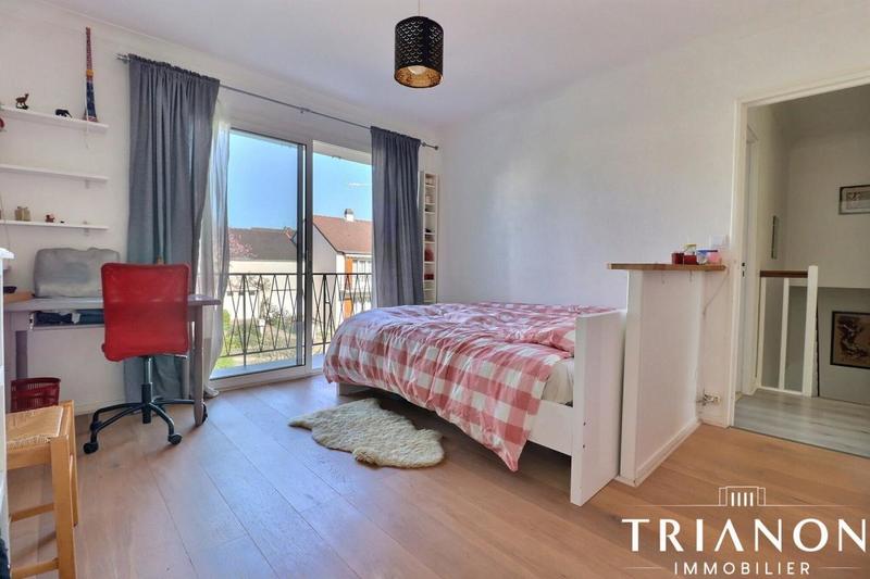 Maison - 157 m² - 8 pièces