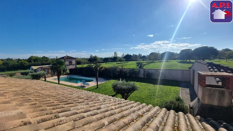 Demeure - 335 m² - 10 pièces