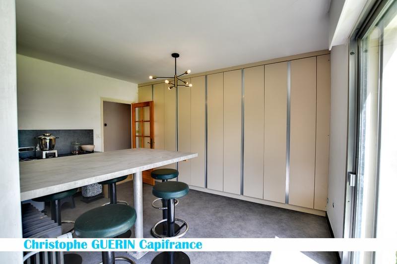 Maison - 227 m² - 7 pièces