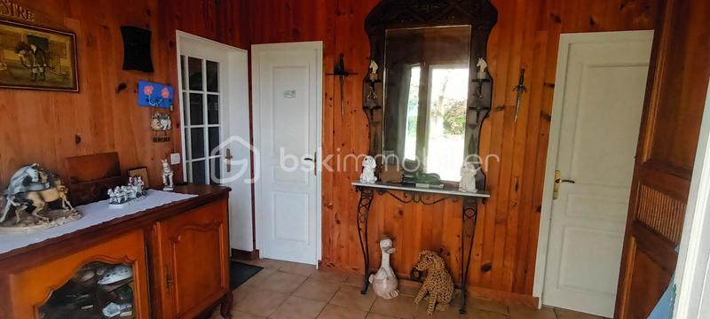 Maison - 230 m² - 11 pièces