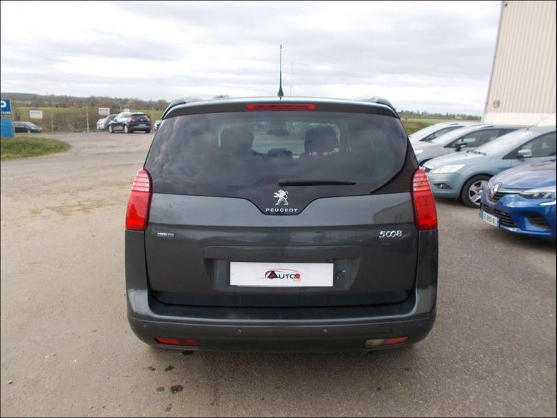 Peugeot 5008 2.0 B-Hdi 150 Cv Allure 5 Pl