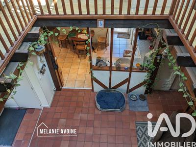 Maison - 255 m² - 7 pièces
