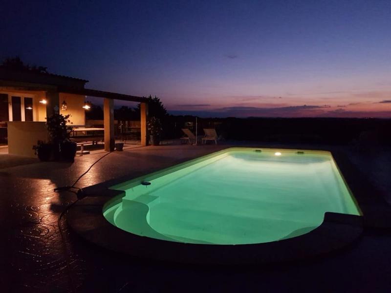 Maison - 575 m² - 30 pièces