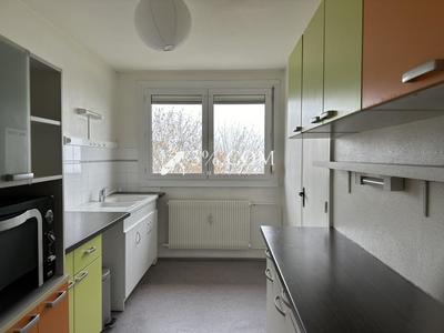 Appartement - 77 m² - 4 pièces