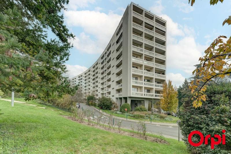 Appartement - 81 m² - 3 pièces