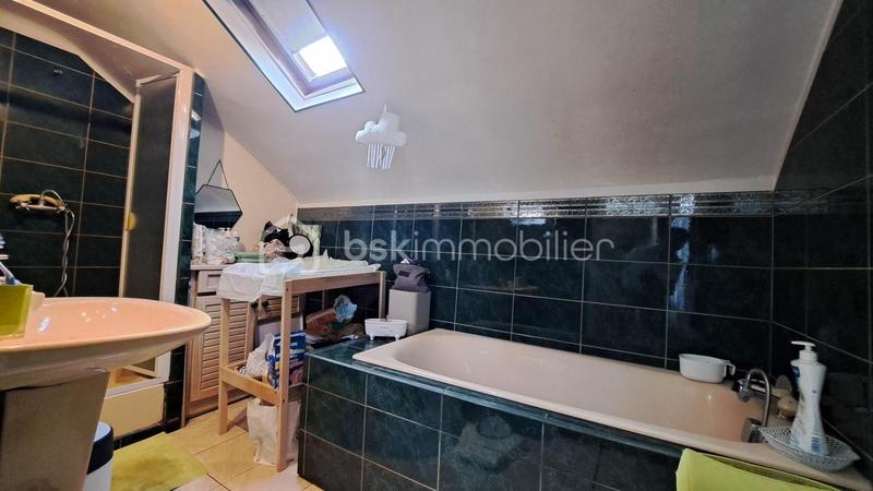 Maison - 123 m² - 6 pièces