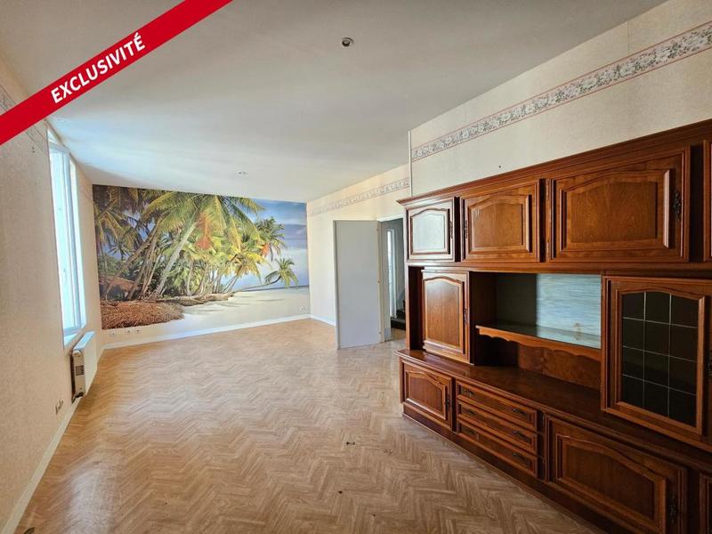 Maison - 260 m² - 11 pièces