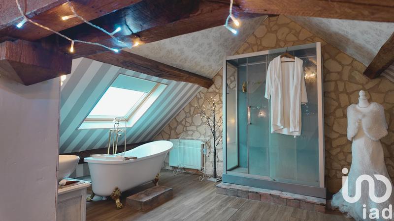 Maison - 150 m² - 8 pièces