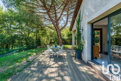 Maison - 141 m² - 6 pièces