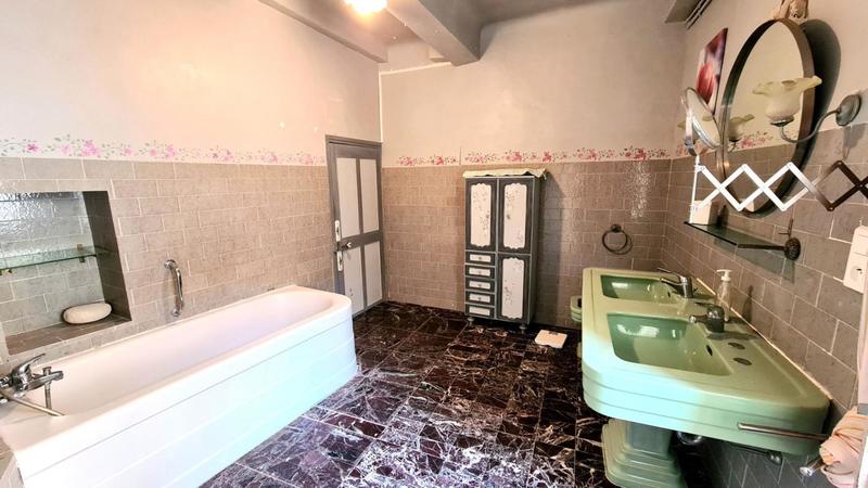 Maison de village - 210 m² - 6 pièces