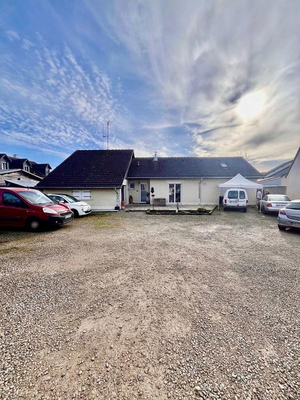 Maison - 110 m² - 6 pièces