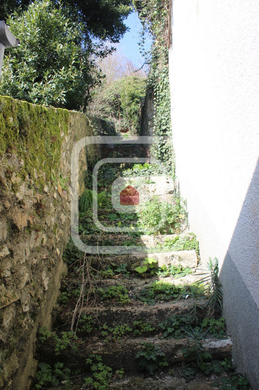 Maison - 260 m² - 8 pièces