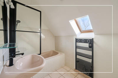 Maison - 99 m² - 4 pièces