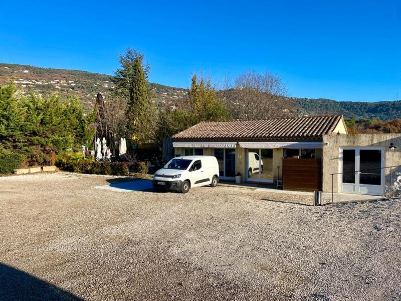 Fonds de commerce - 140 m²