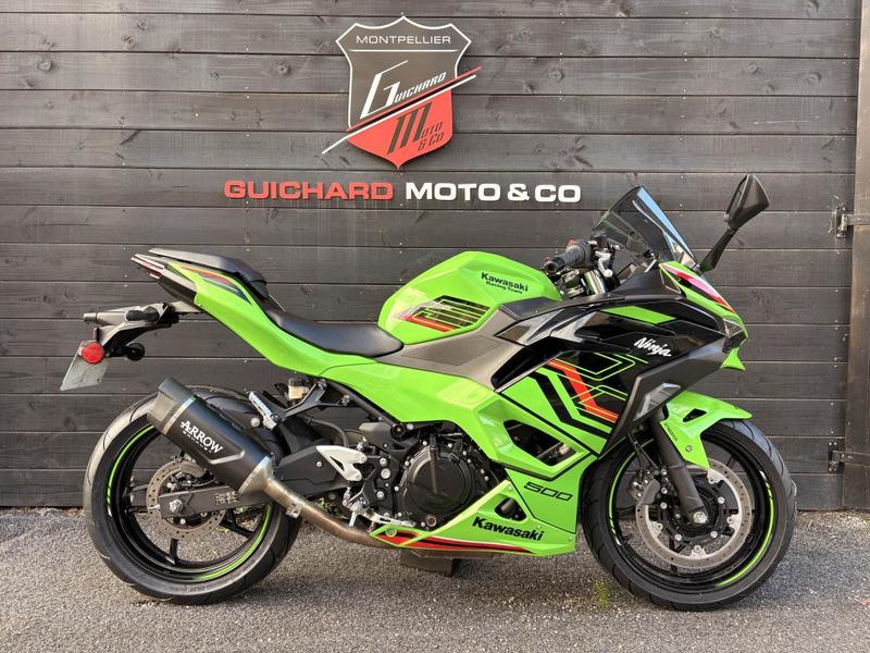 Kawasaki Ninja 500 se